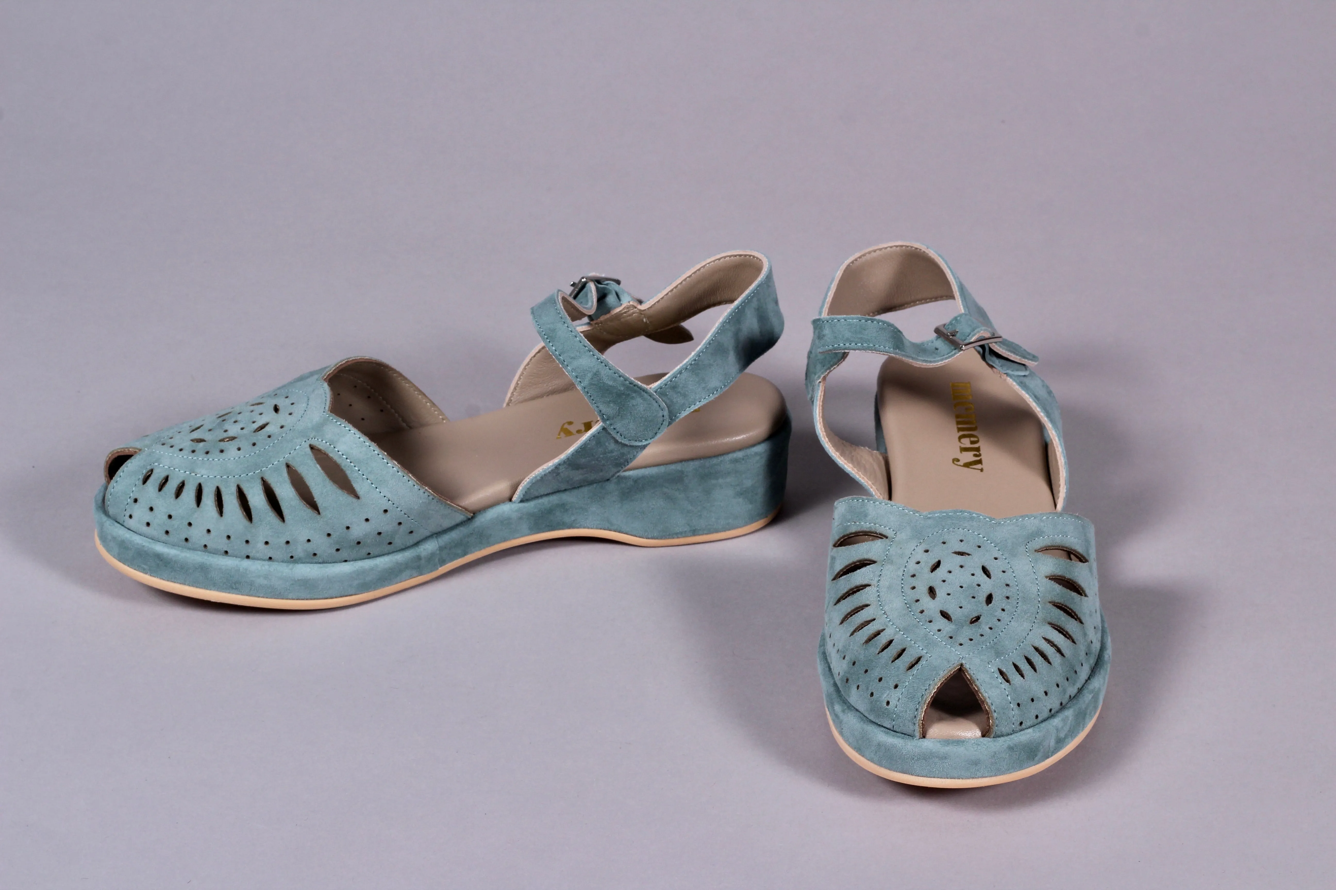 1940s / 50s style suede wedge - Dusty blue - Ella