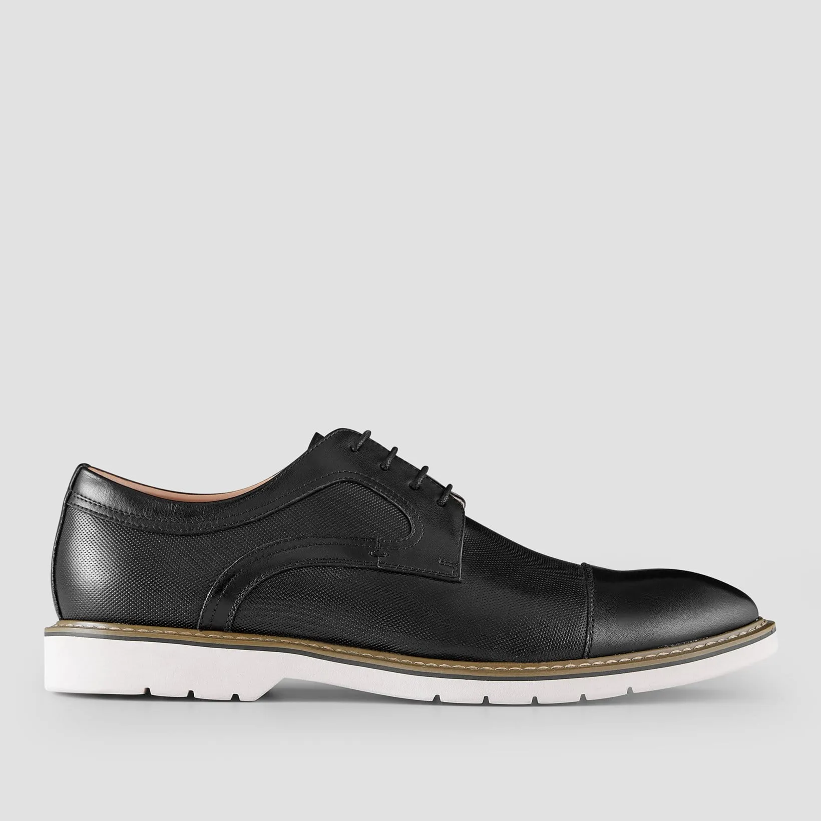 AQ by Aquila Jonson Leather Dress Shoes in Black