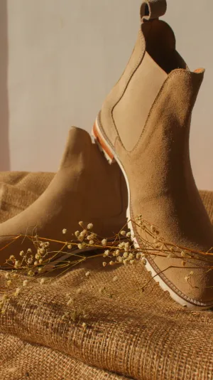 Beige Suede Leather Ferneto Chunky Chelsea Boots - Hiking and Trekking Boots