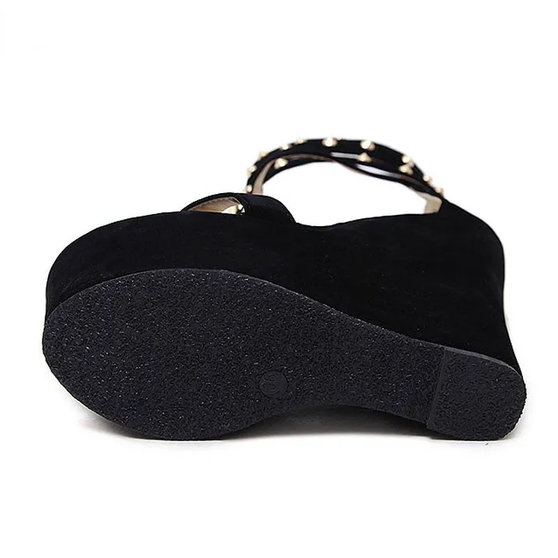 BerriesJam - High Heels Fashion Chain Platform Wedges