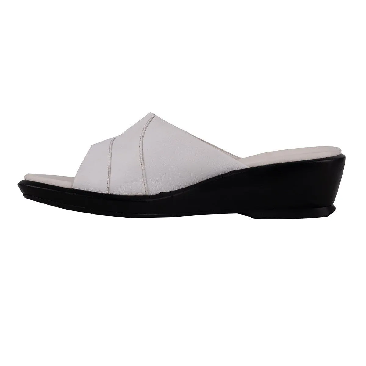 Clarks Wedge Shoes Leather White Colour For Women