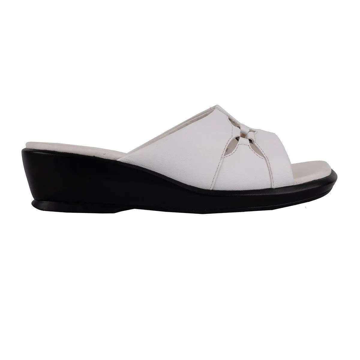 Clarks Wedge Shoes Leather White Colour For Women