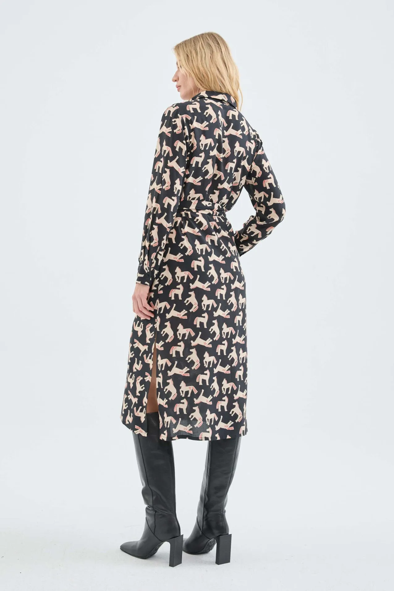 Compania Fantastica Midi Shirt dress with animal print