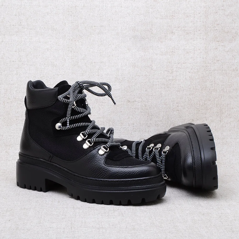 Gala Black