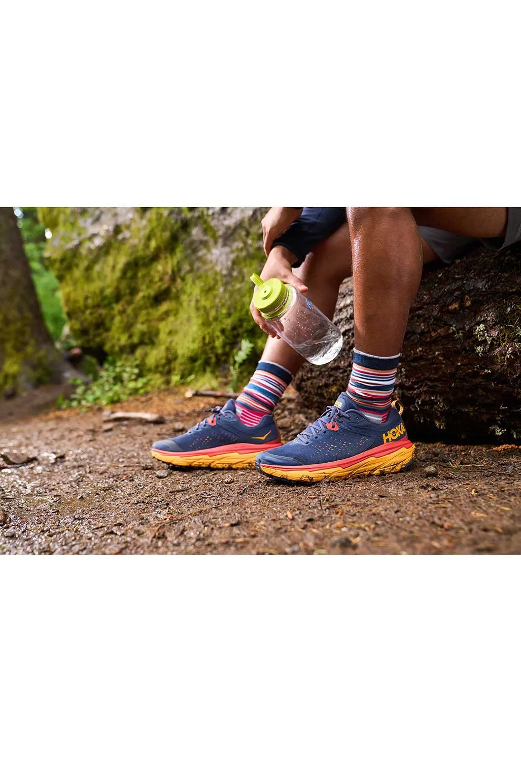 Hoka Challenger ATR 6 Men's Shoes - Outer Space/Radiant Yellow