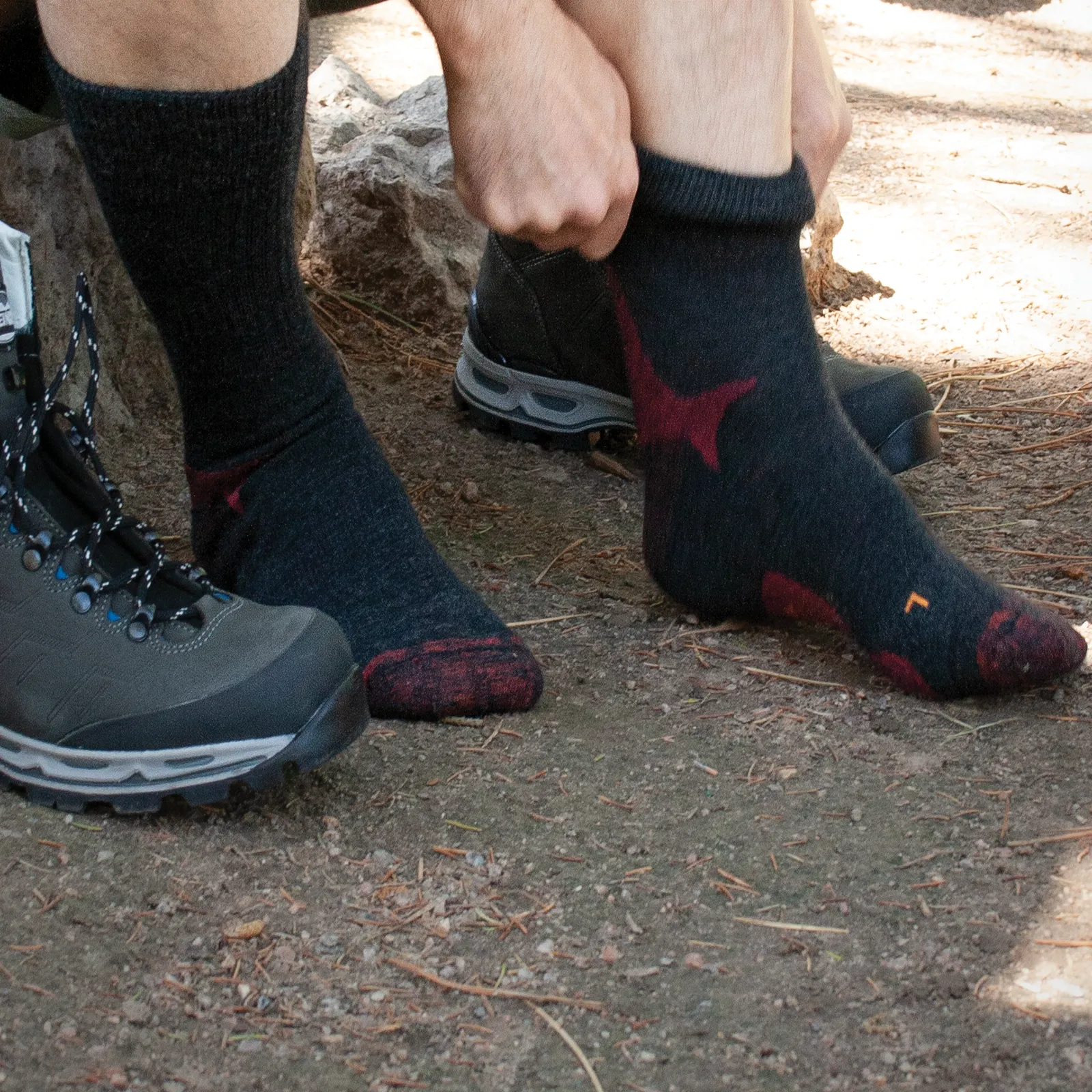 Meindl MT7 Mid-Weight Merino Wool Socks