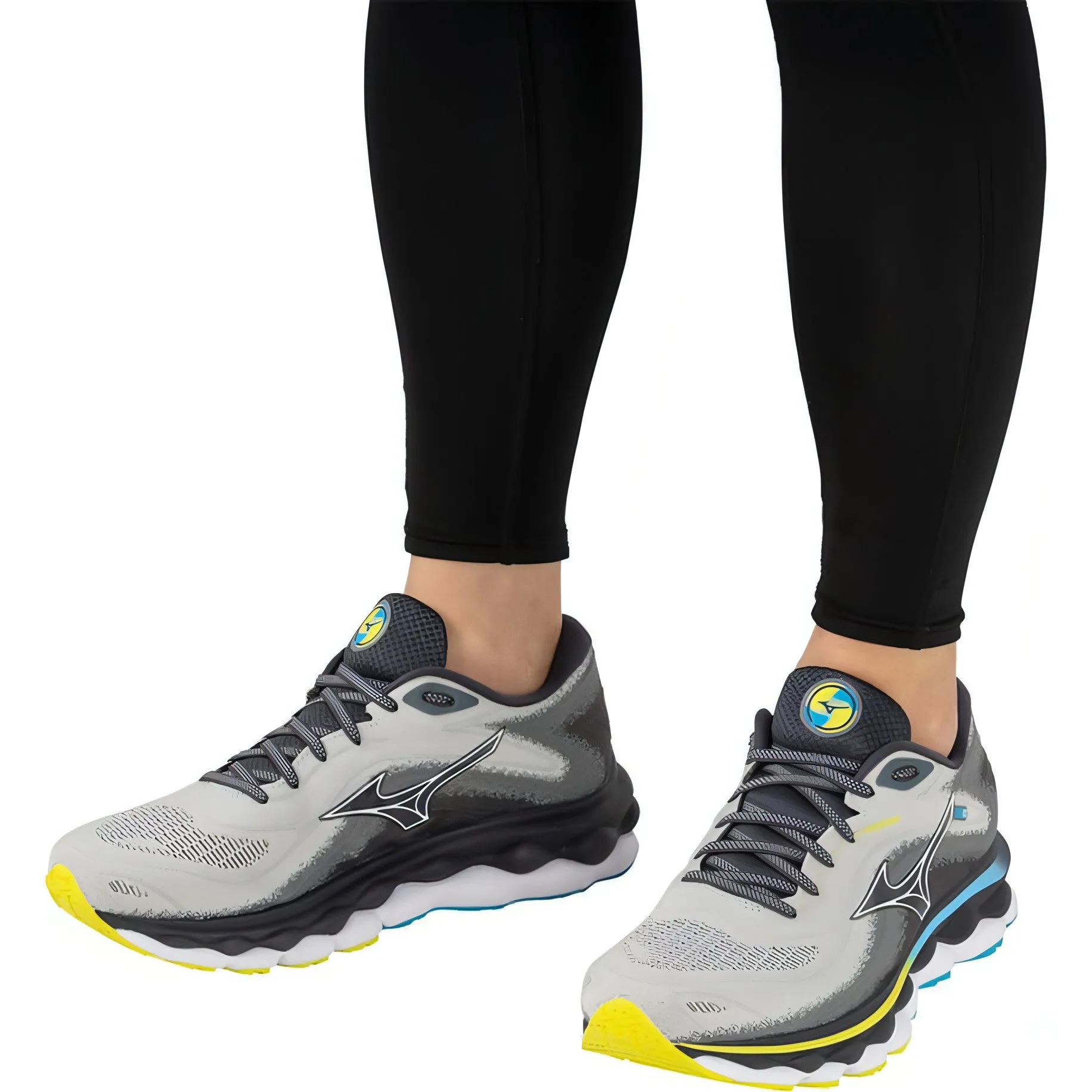 Mizuno Wave Sky 7 Mens Running Shoes - Grey