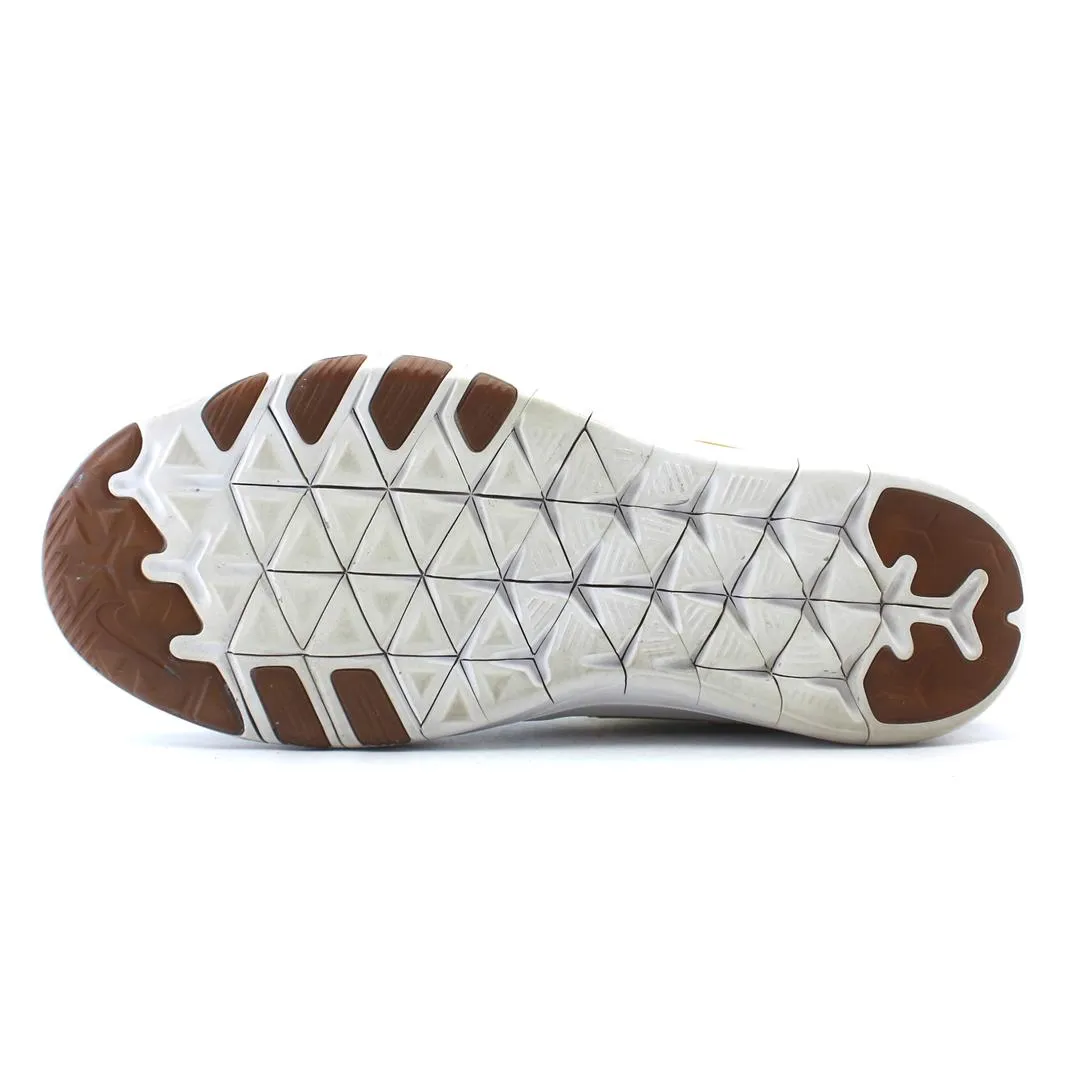 NIKE  FREE TR 7