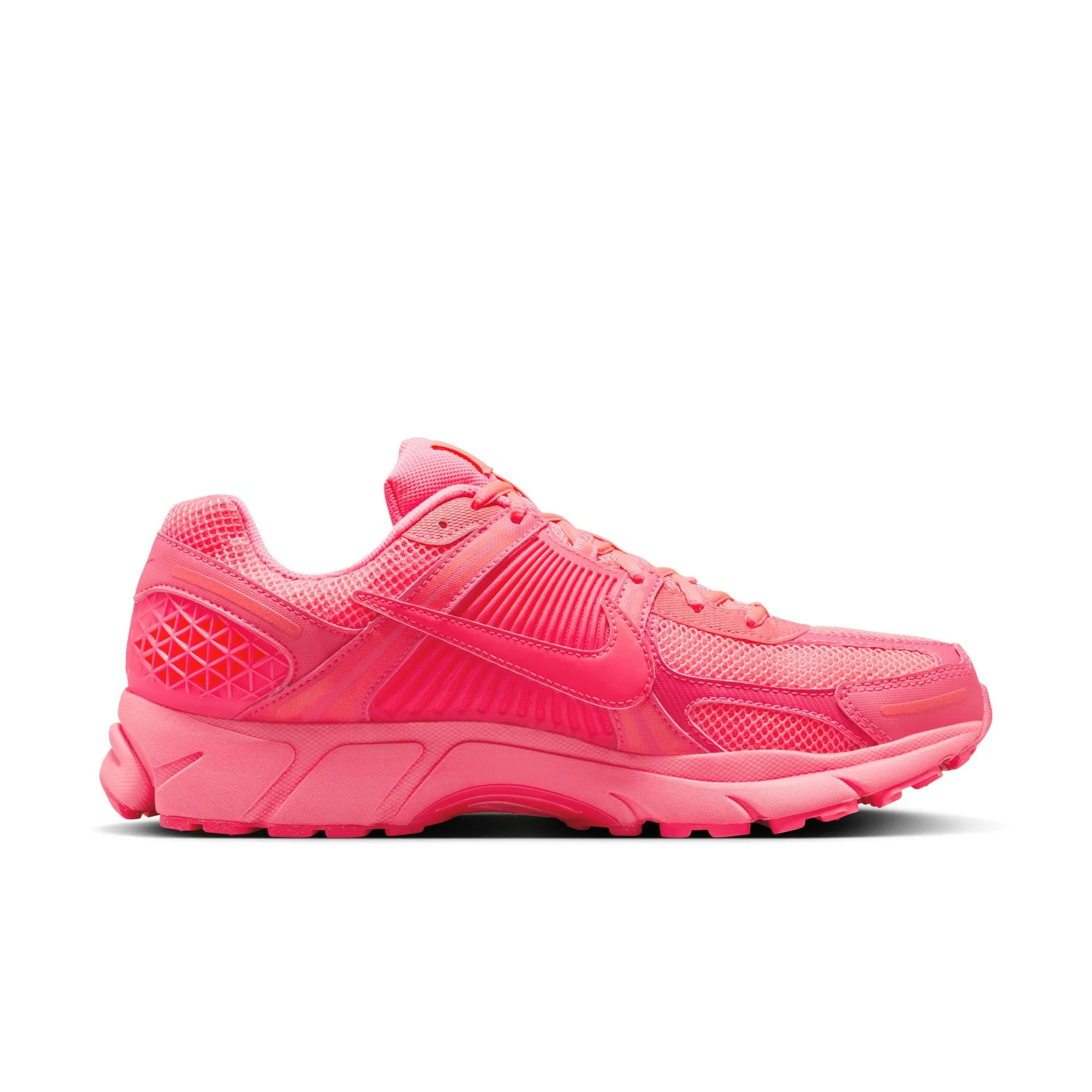 Nike - Zoom Vomero 5 ~ Pink