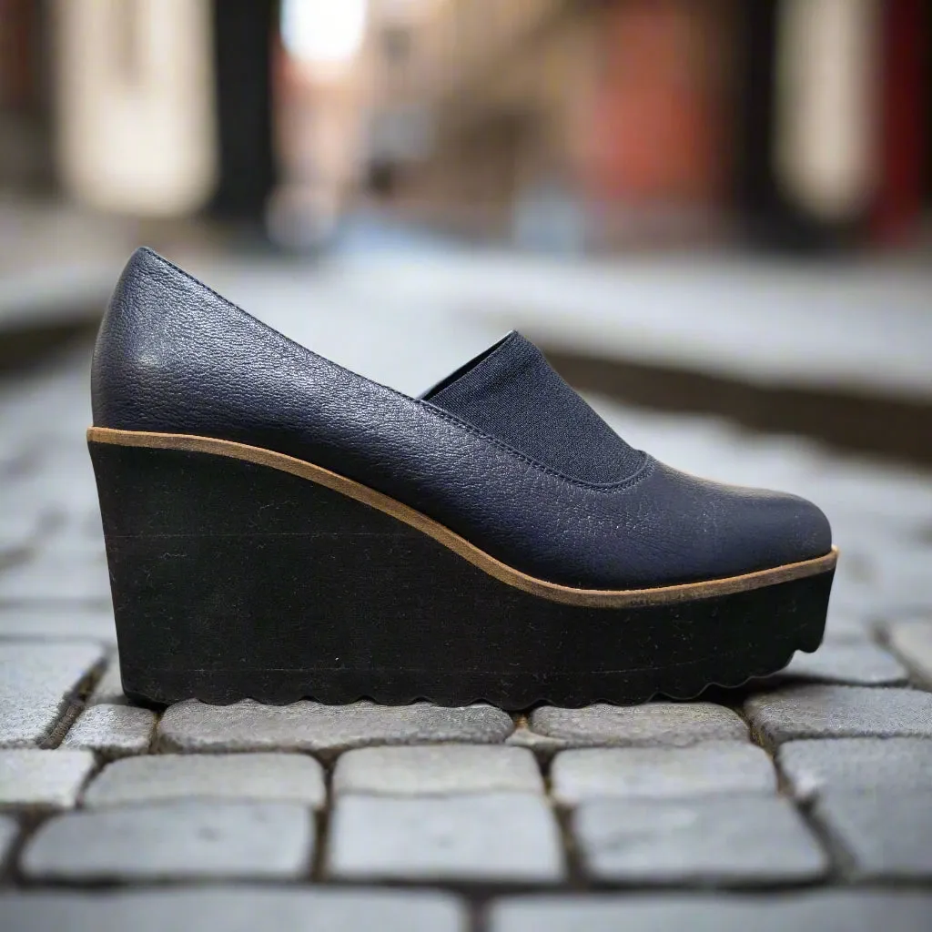 Pedro Anton Navy Wedge Pumps Size UK 4 / EU 37 / US 6.5