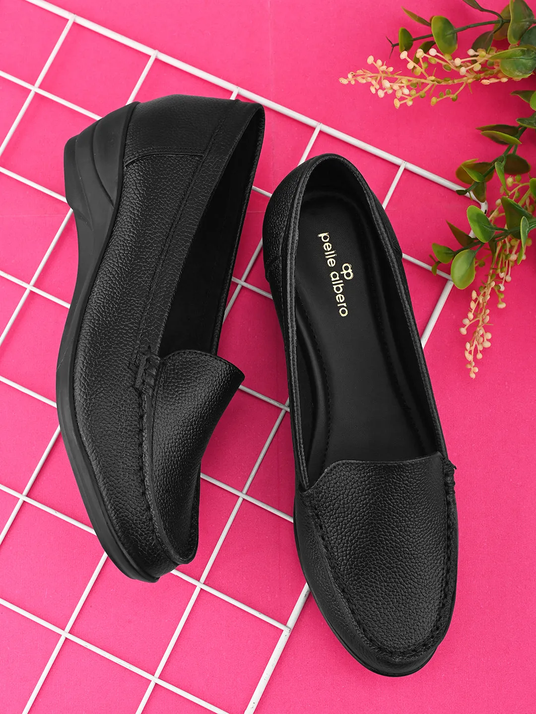 Pelle Albero Women Black Leather Wedge Heel Ballerina