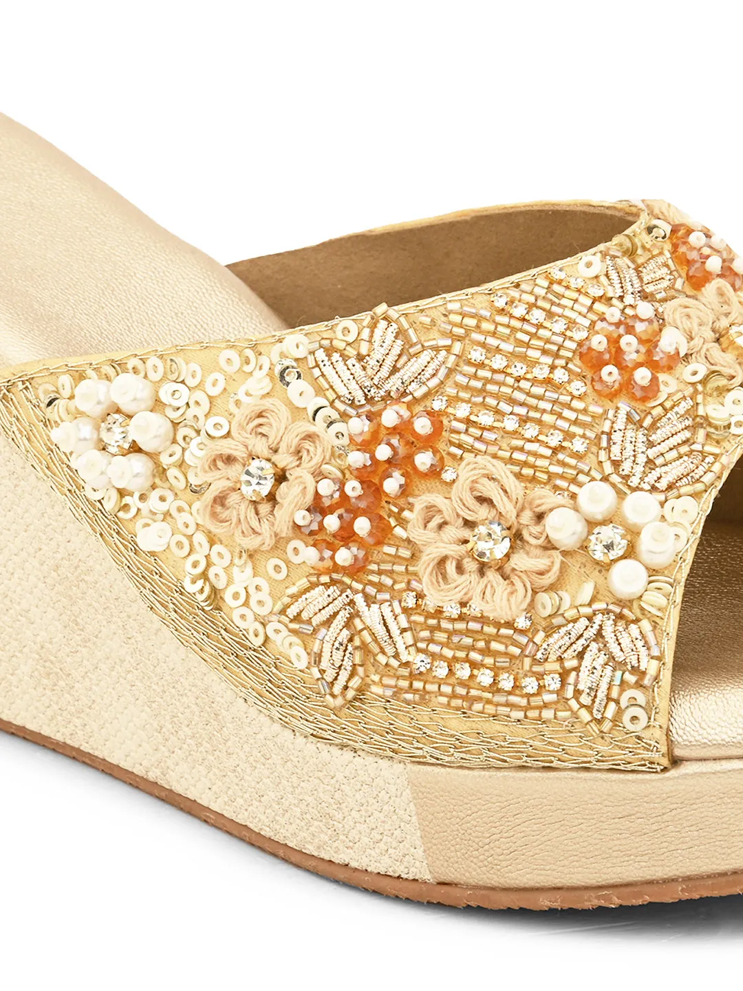 Pelle Albero Women's Gold Synthetic Leather Slip-On Wedge Heel Sandal