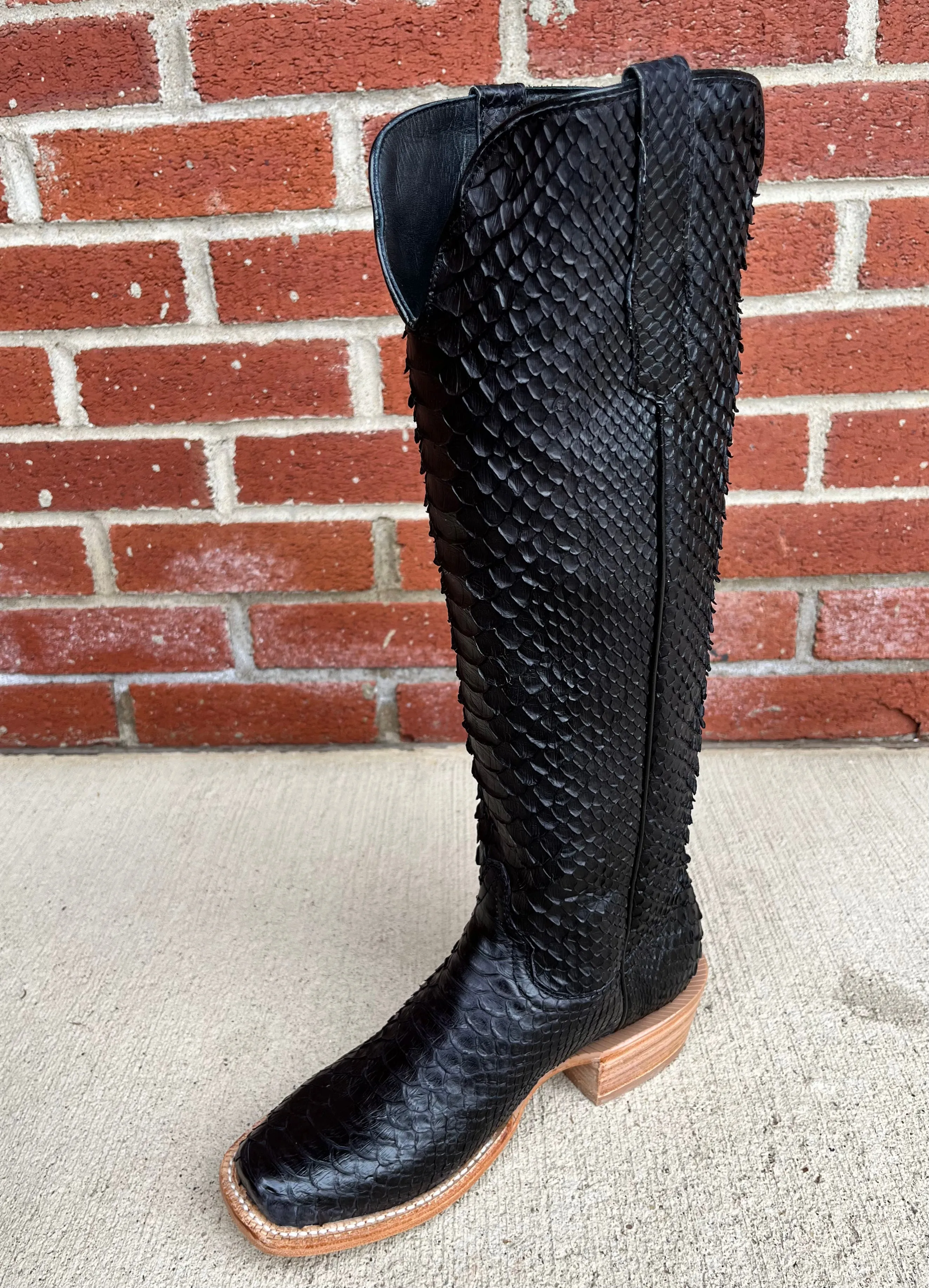 R. Watson Women's 17" Matte Black Python Narrow Square Toe Western Cowgirl Boots RWL7211-1
