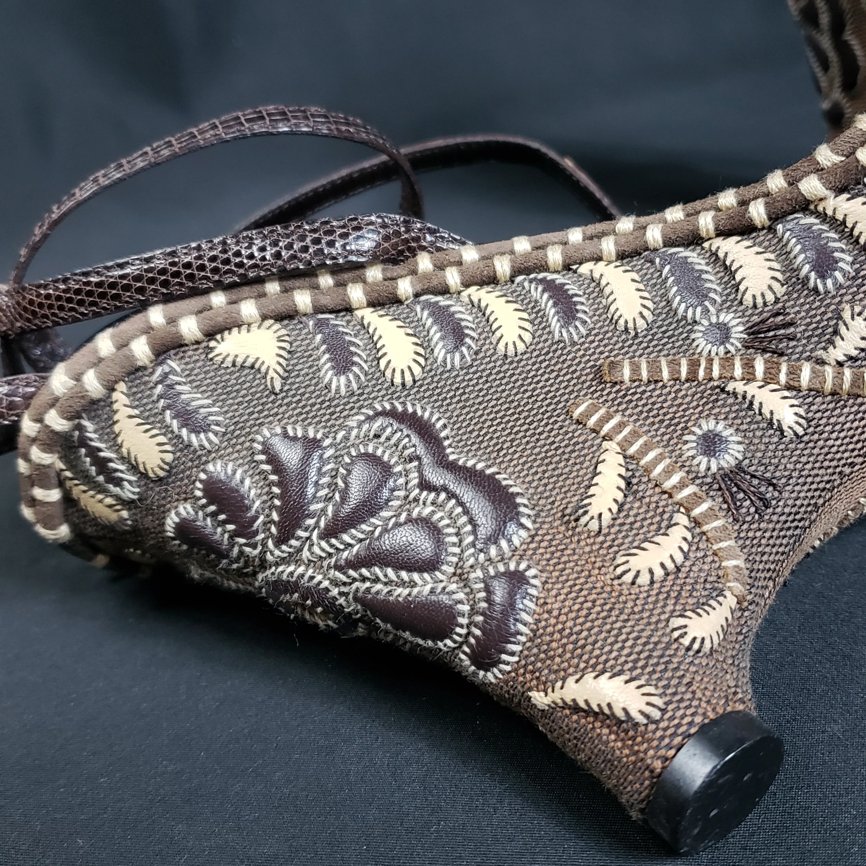 Rare Gucci Structural Wedge Leather Embroidered Sandals Size 5