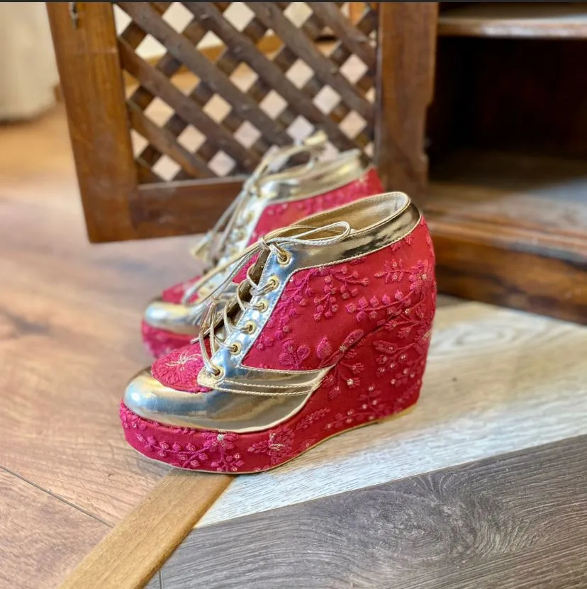 Sneaker wedge (Maroon) Bridal shoes wedges