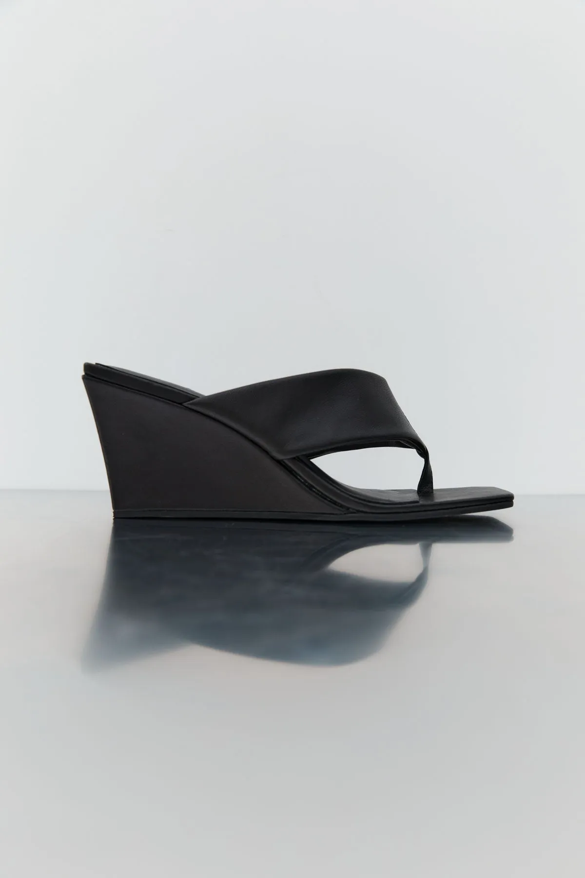Soft Thong Wedge - Black