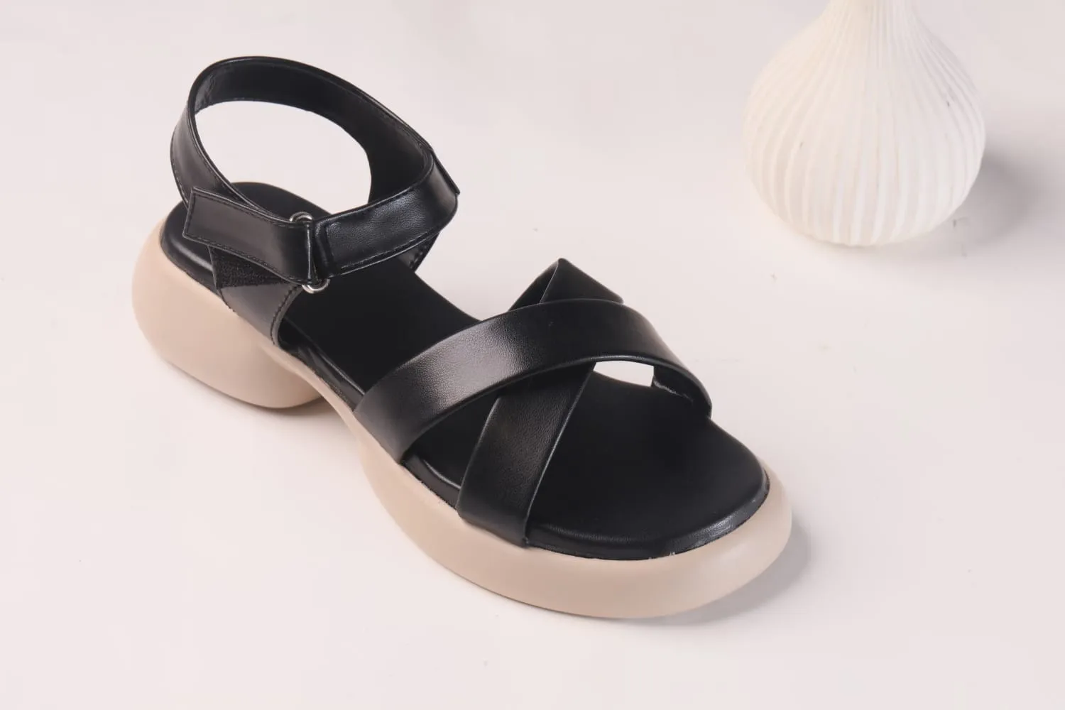 WALKBROS MEDICATED WEDGES SANDALS {  2  } - BLACK