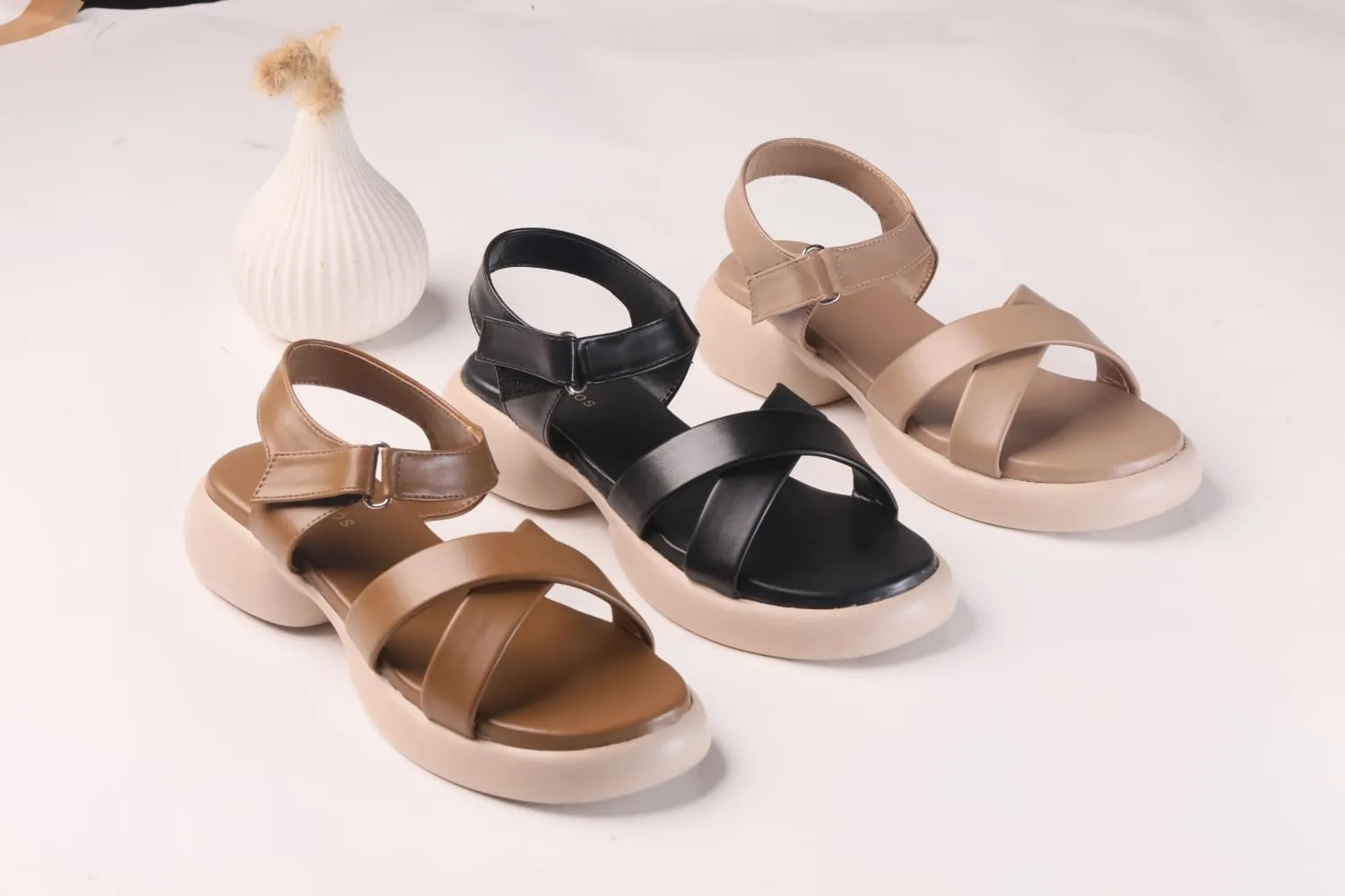 WALKBROS MEDICATED WEDGES SANDALS {  2  } - BLACK