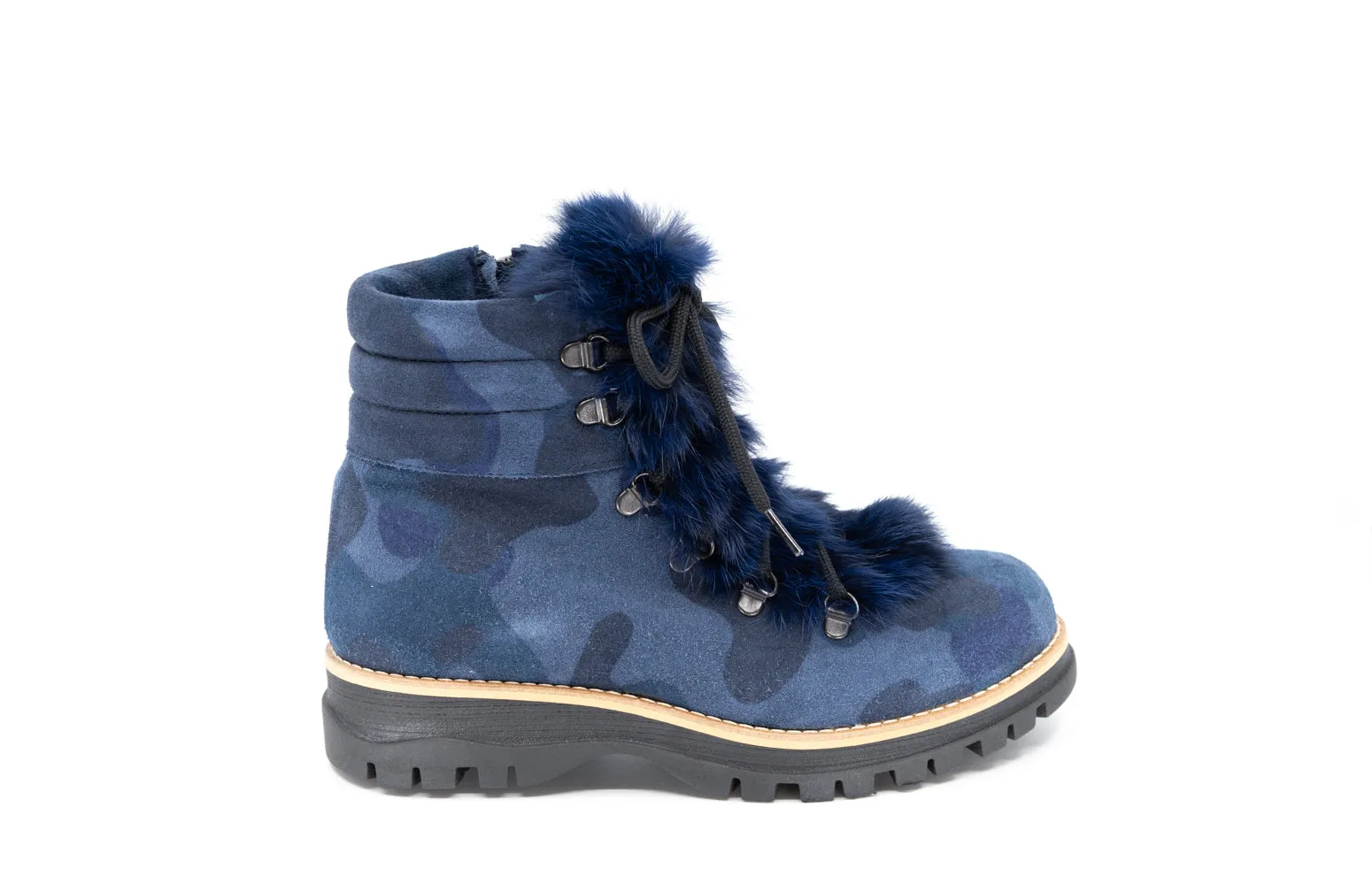 Wesson in Navy Camo
